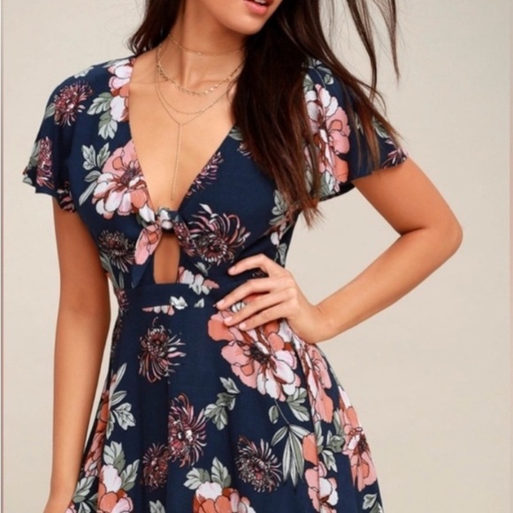 Lulu’s Botanic of Time Navy Blue Floral Print Tie-Front Skater Dress Size M - Picture 2 of 8
